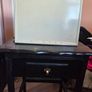 singer sewing machine and table Image 9