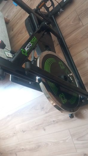 Spin bike