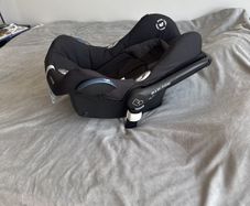 Maxi Cosi infant seat + isofix