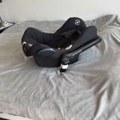 Maxi Cosi infant seat + isofix
