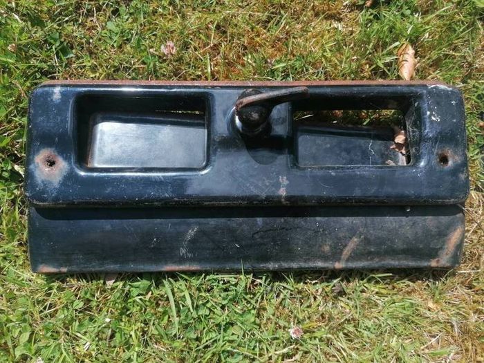 Lot:Vintage Cast Iron Fire Fronts