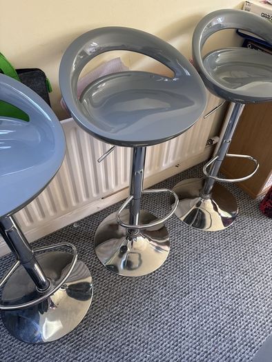 3x kitchen bar island stools grey with chrome legs