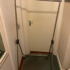 Clothes rail