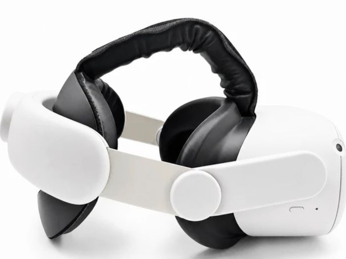 Meta Quest 2 VR Headset 120GB Bundle