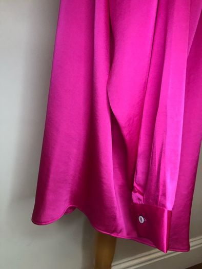 New Look curves pink satin blouse (size 28)