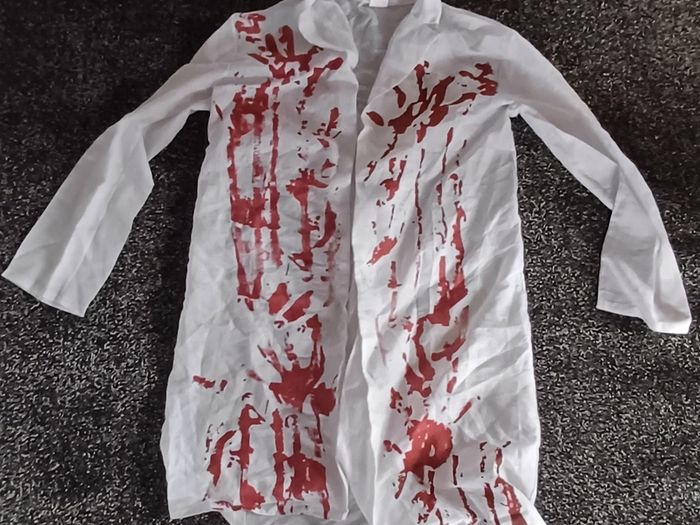 Halloween Shirt with fake blood stains (M)