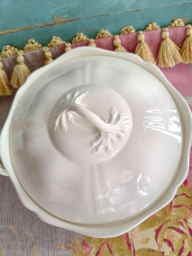 Wedgewood Queens Tureen