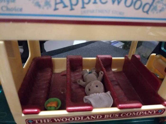 Sylvanian Families Woodland bus