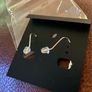 Droplet style diamond costume jewellery earrings Image 3