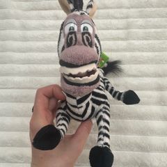 2004 Madagascar Marty Zebra Plush approx. 20 cm. Neck/Head is too loose (Falling down left or right) Used Please see photos