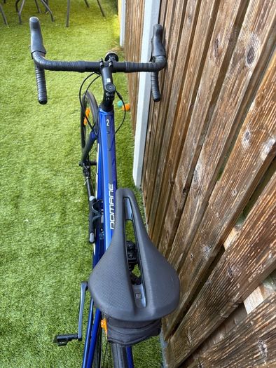 Trek Domane AI 2 52 BI