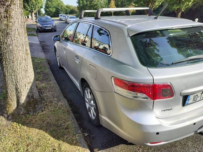 2010 Toyota Avensis
