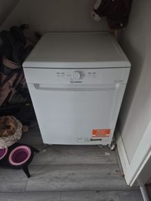 indesit dishwasher