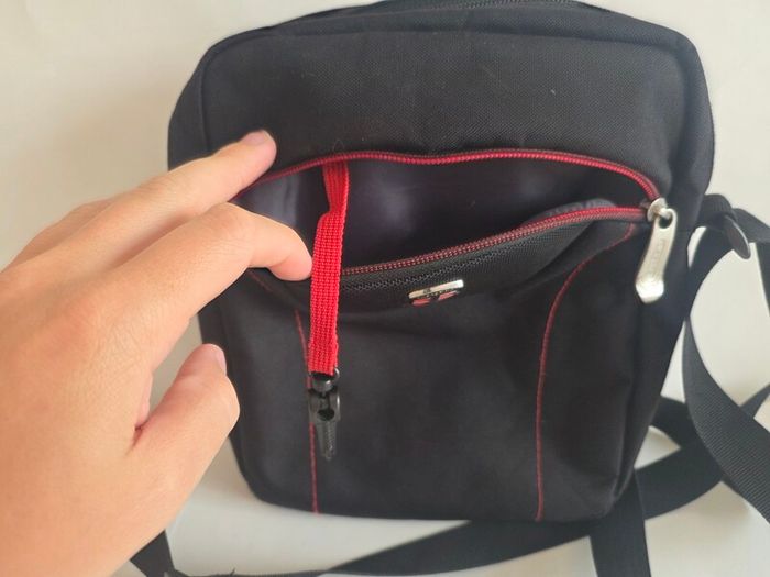 Ellehammer Copenhagen cross body travel bag