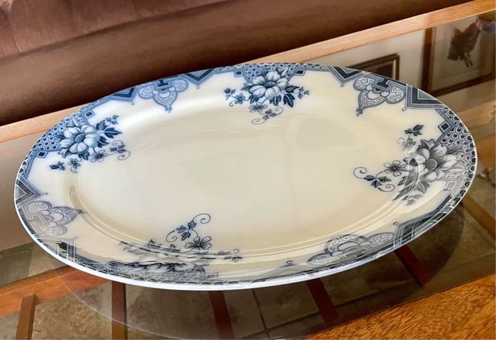 Antique Art Deco Cambridge Pattern Oval Serving Platter Meat Platter Hollinshead & Kirkham England ca 1910
