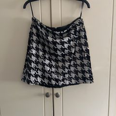 Sequin skirt