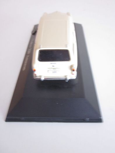 Volvo 220 Amazon White 1962 1/43 Diecast Model Car