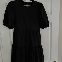 Never worn Zara black little dress