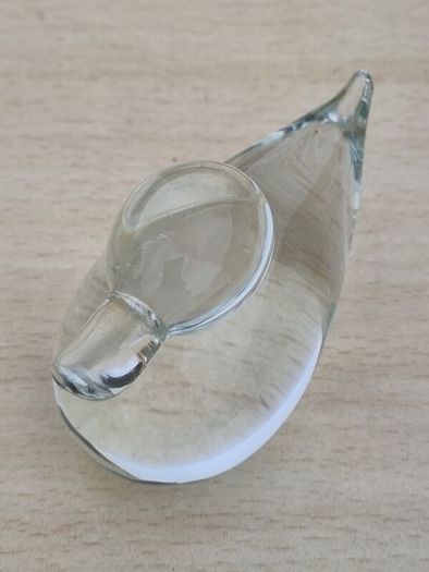 Duck figurine from the Swedish glassworks Reijmyre.