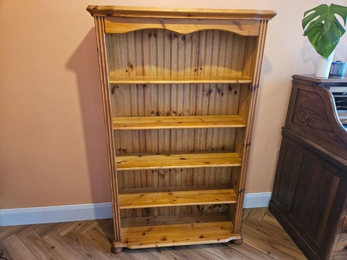 Solid Wood Standing Bookcase, Excellent Condition, Quick Sale