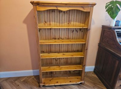 Solid Wood Standing Bookcase, Excellent Condition, Quick Sale