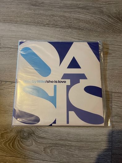 Oasis 12" vinyl