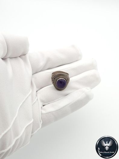 Vintage 925 Sterling Silver & Amerhyst Ring