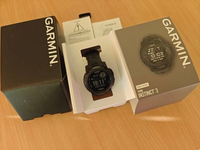 Garmin Instinct 3 Solar Tactical Edition 45mm black model.
