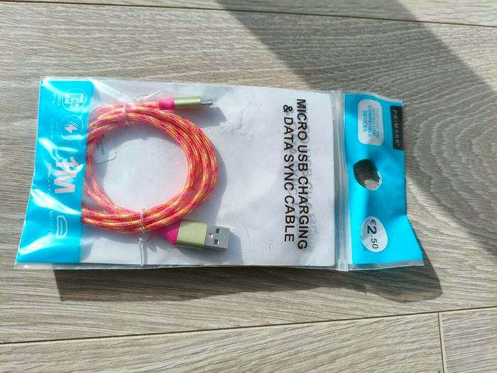 Primark Micro USB Charging and Data Sync Cable - 1m