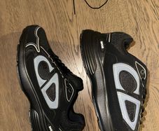 B30 trainers