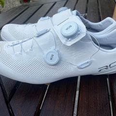 Shimano RC-7 road cycling shoes