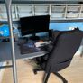svarta loft bed and desk Image 3