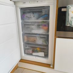 Aeg Built In Integrated Freezer