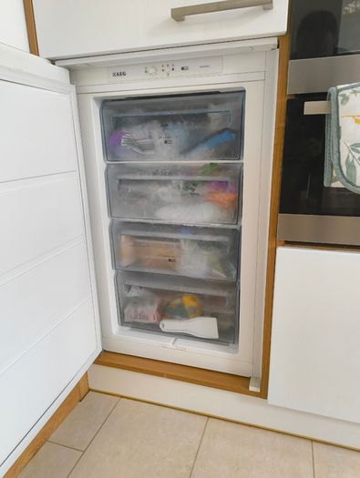 Aeg Built In Integrated Freezer