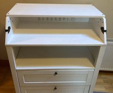 IKEA Sundvik baby changing table