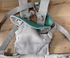 Infantino baby carrier