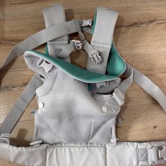 Infantino baby carrier