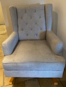 Baby feeding rocker - good condition