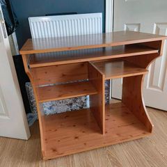Computer desk