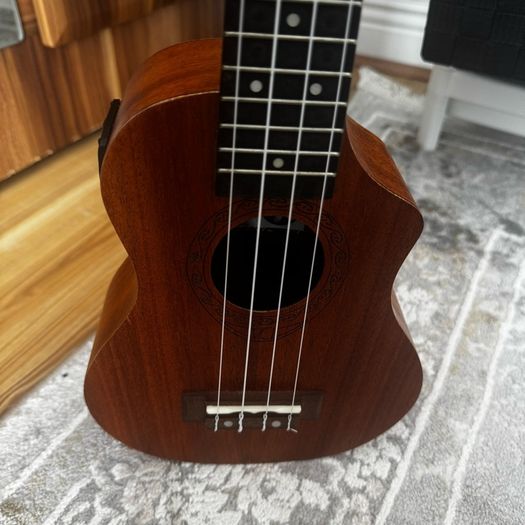 ukulele