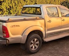 Toyota Hilux 3.0 D-4D Automatic Crew Cab CVRT 4/27