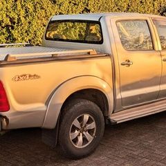Toyota Hilux 3.0 D-4D Automatic Crew Cab CVRT 4/27
