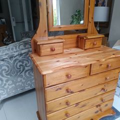 solid pine chest of drawers
