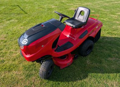 Solo by AL-KO T15-93.7 HD-A Comfort Ride On Mower