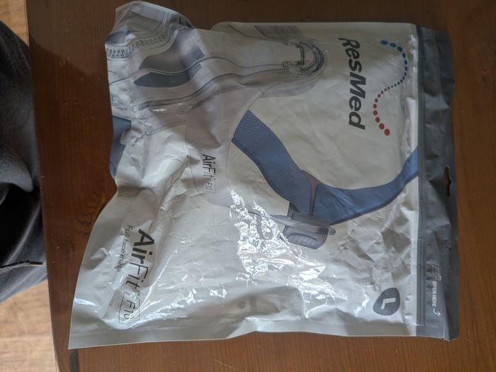 resmed airfit F10 full face mask large. Sleep apnea