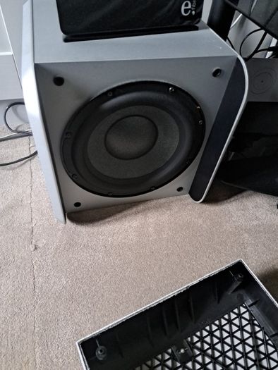 subwoofer B&W