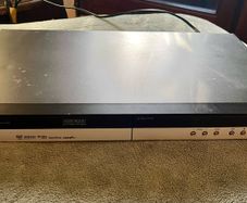 Samsung DVD-R149 DVD Player Recorder (HDMI) + Cable