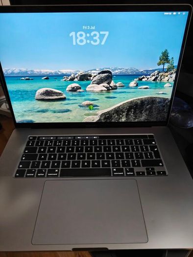 MacBook