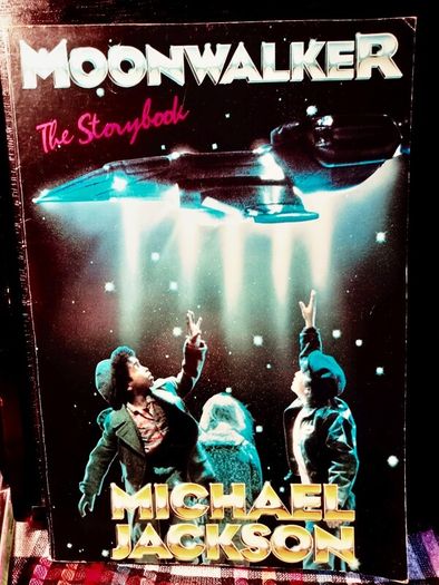 1988. Moonwalker. The Story Book. Michael Jackson.