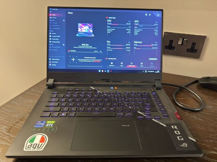 Asus Rog Strix G533ZW